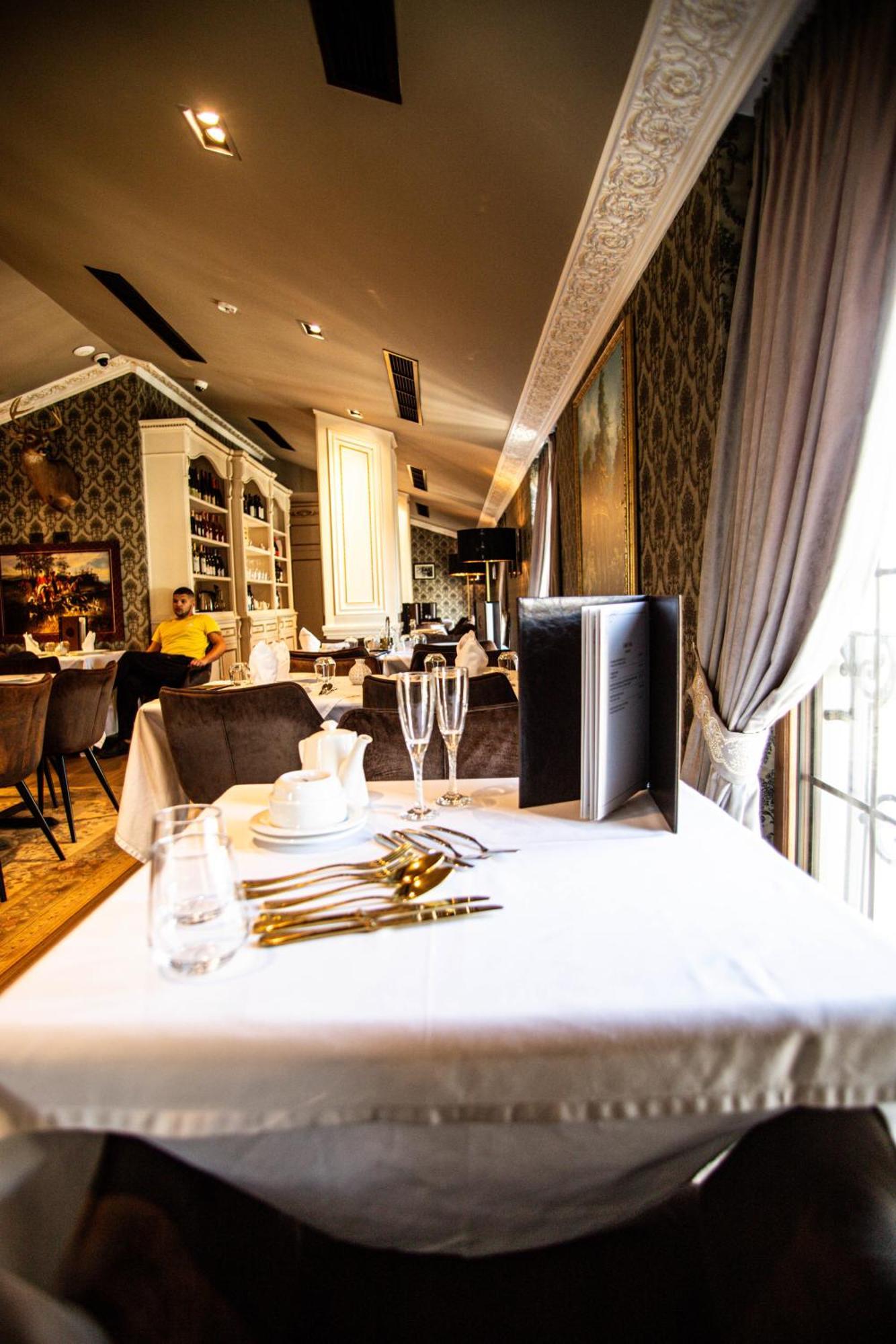 Envy Hotel Durrës Zewnętrze zdjęcie